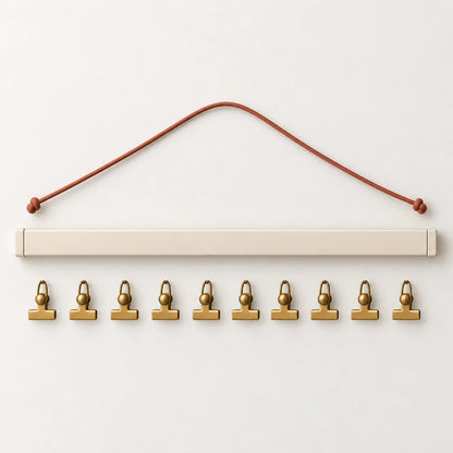 Clip Rail Photo Display — package contents